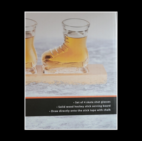 FINAL TOUCH ICE HOCKEY SHOT GLASSES WITH HOCKEY STICK GLASS HOLDER - Picture 7 of 8